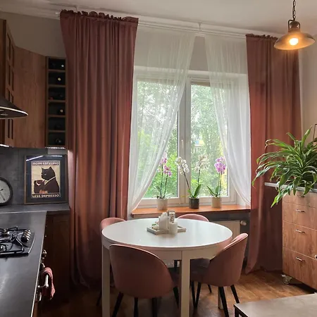 Klimatyczna Kamienica Apartman *